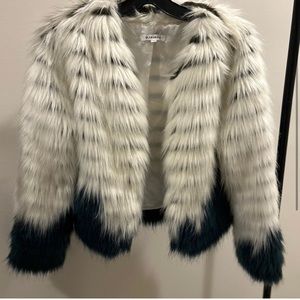 Glamorous faux fur jacket 😍
